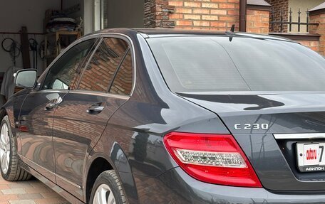 Mercedes-Benz C-Класс, 2008 год, 2 600 000 рублей, 6 фотография