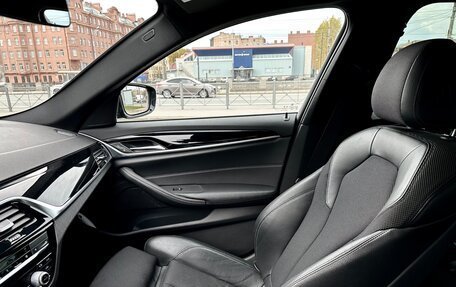 BMW 5 серия, 2017 год, 3 300 000 рублей, 9 фотография