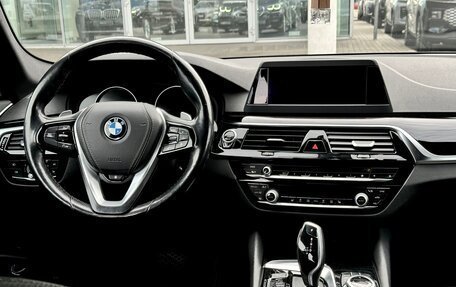 BMW 5 серия, 2017 год, 3 300 000 рублей, 11 фотография