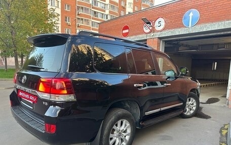 Toyota Land Cruiser 200, 2015 год, 5 900 000 рублей, 7 фотография