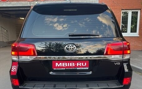 Toyota Land Cruiser 200, 2015 год, 5 900 000 рублей, 6 фотография
