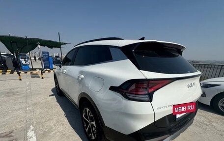 KIA Sportage IV рестайлинг, 2022 год, 2 350 000 рублей, 3 фотография