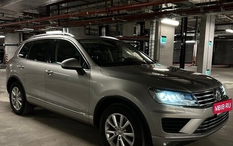 Volkswagen Touareg III, 2015 год, 2 550 000 рублей, 2 фотография