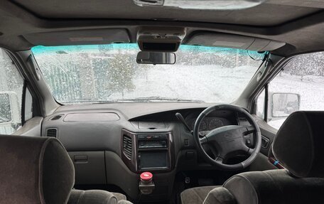 Nissan Elgrand I, 1997 год, 550 000 рублей, 5 фотография