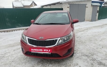 KIA Rio III рестайлинг, 2013 год, 720 000 рублей, 2 фотография