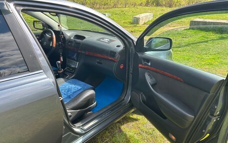 Toyota Avensis III рестайлинг, 2005 год, 685 000 рублей, 12 фотография