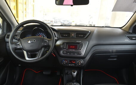 KIA Rio III рестайлинг, 2013 год, 899 000 рублей, 14 фотография