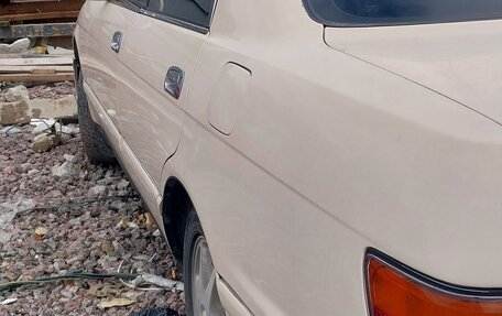 Toyota Crown, 1989 год, 750 000 рублей, 3 фотография