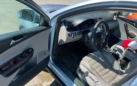 Volkswagen Passat B6, 2006 год, 645 000 рублей, 20 фотография