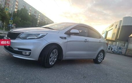 KIA Rio III рестайлинг, 2016 год, 800 000 рублей, 2 фотография