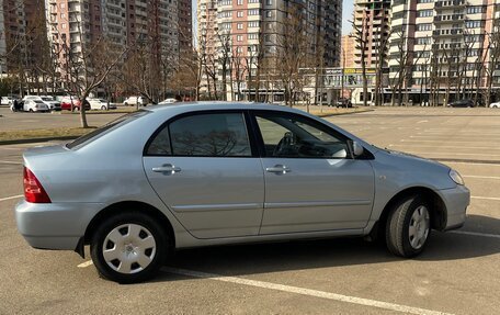 Toyota Corolla, 2004 год, 550 000 рублей, 4 фотография