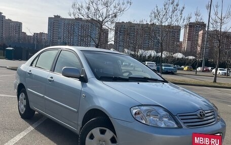 Toyota Corolla, 2004 год, 550 000 рублей, 2 фотография