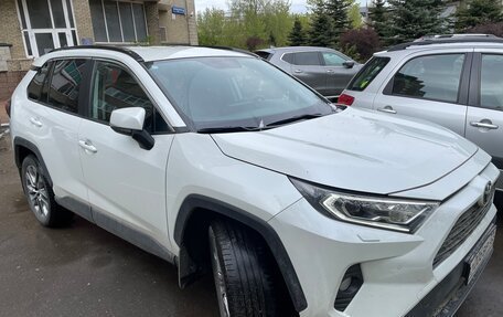 Toyota RAV4, 2022 год, 4 950 000 рублей, 3 фотография