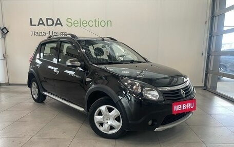 Renault Sandero I, 2013 год, 499 000 рублей, 2 фотография