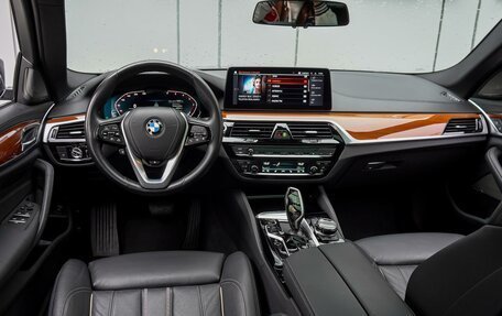 BMW 5 серия, 2021 год, 4 900 000 рублей, 6 фотография