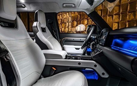Land Rover Defender II, 2025 год, 29 500 000 рублей, 10 фотография