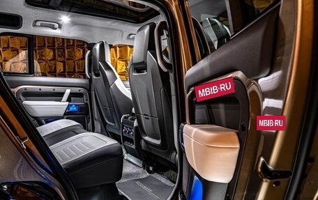 Land Rover Defender II, 2025 год, 29 500 000 рублей, 16 фотография