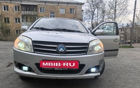 Geely MK Cross I, 2012 год, 250 000 рублей, 2 фотография