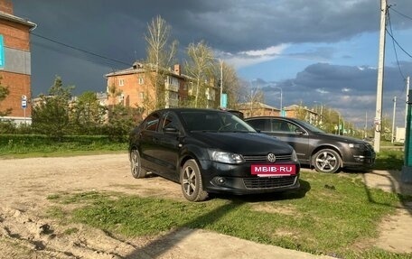 Volkswagen Polo VI (EU Market), 2011 год, 650 000 рублей, 2 фотография