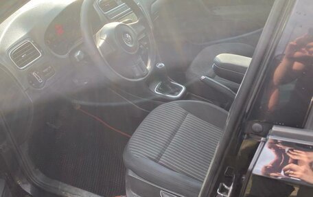 Volkswagen Polo VI (EU Market), 2011 год, 650 000 рублей, 6 фотография
