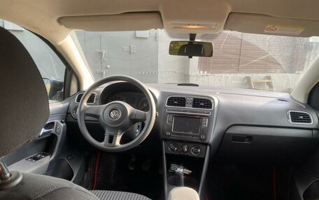 Volkswagen Polo VI (EU Market), 2011 год, 650 000 рублей, 8 фотография