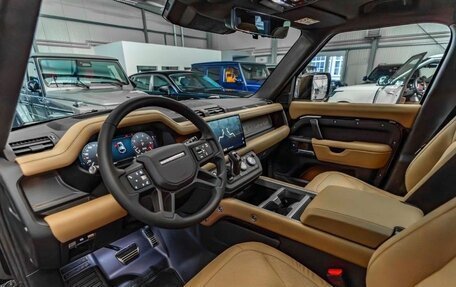 Land Rover Defender II, 2025 год, 21 990 000 рублей, 13 фотография