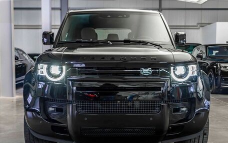 Land Rover Defender II, 2025 год, 21 990 000 рублей, 3 фотография