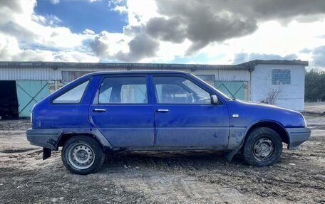 ИЖ 2126 «Ода», 2002 год, 125 000 рублей, 9 фотография