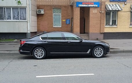 BMW 7 серия, 2017 год, 3 599 000 рублей, 4 фотография