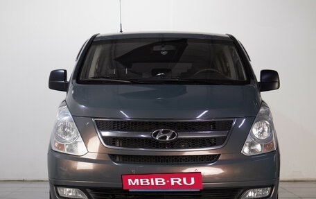 Hyundai H-1 II рестайлинг, 2008 год, 1 249 000 рублей, 2 фотография