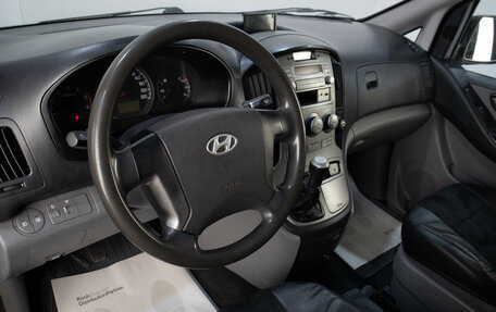 Hyundai H-1 II рестайлинг, 2008 год, 1 249 000 рублей, 8 фотография