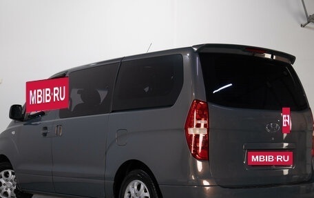 Hyundai H-1 II рестайлинг, 2008 год, 1 249 000 рублей, 6 фотография