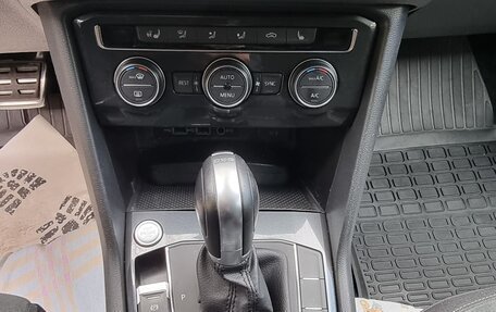 Volkswagen Tiguan II, 2018 год, 3 250 000 рублей, 10 фотография