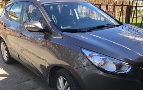 Hyundai ix35 I рестайлинг, 2012 год, 2 100 000 рублей, 2 фотография