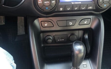 Hyundai ix35 I рестайлинг, 2012 год, 2 100 000 рублей, 12 фотография