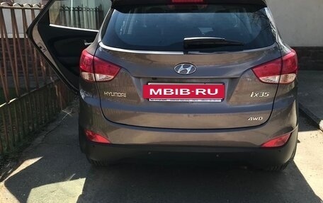 Hyundai ix35 I рестайлинг, 2012 год, 2 100 000 рублей, 4 фотография