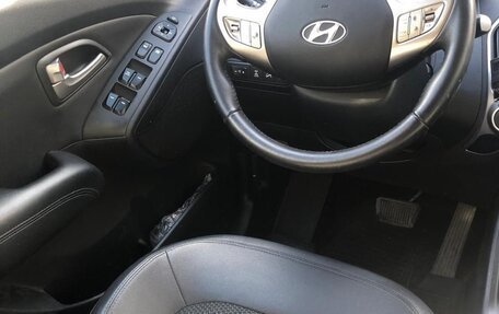 Hyundai ix35 I рестайлинг, 2012 год, 2 100 000 рублей, 19 фотография
