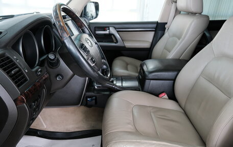 Toyota Land Cruiser 200, 2008 год, 3 299 000 рублей, 7 фотография