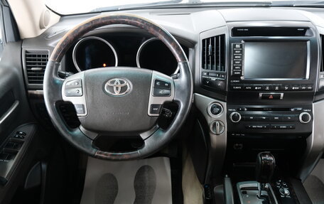 Toyota Land Cruiser 200, 2008 год, 3 299 000 рублей, 13 фотография