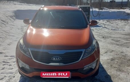 KIA Sportage III, 2010 год, 950 000 рублей, 2 фотография
