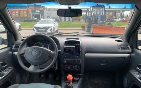 Renault Clio III, 2003 год, 150 000 рублей, 6 фотография