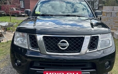 Nissan Pathfinder, 2012 год, 1 700 000 рублей, 2 фотография