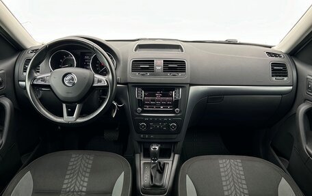 Skoda Yeti I рестайлинг, 2017 год, 1 385 700 рублей, 6 фотография