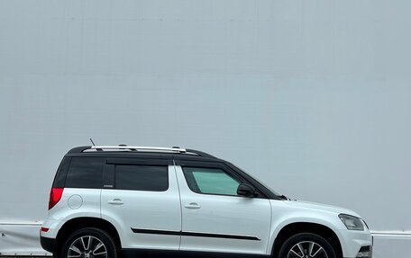 Skoda Yeti I рестайлинг, 2017 год, 1 385 700 рублей, 11 фотография