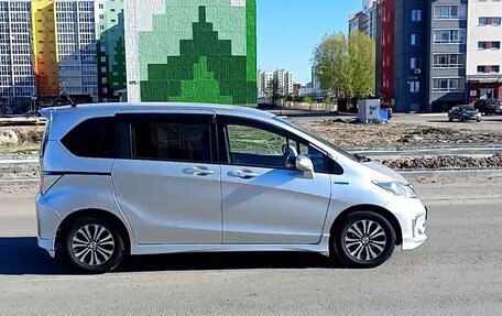 Honda Freed I, 2014 год, 1 160 000 рублей, 2 фотография