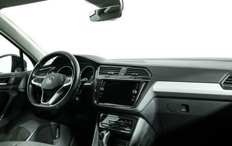 Volkswagen Tiguan II, 2020 год, 2 689 898 рублей, 9 фотография