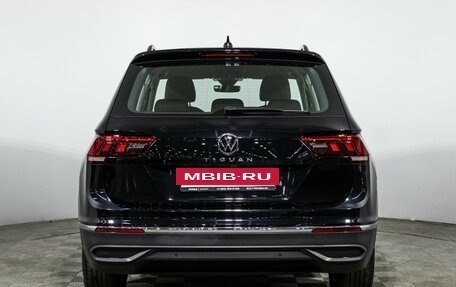 Volkswagen Tiguan II, 2020 год, 2 689 898 рублей, 6 фотография