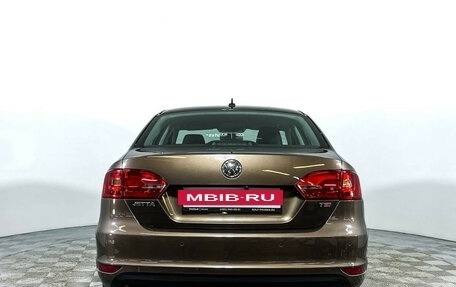 Volkswagen Jetta VI, 2012 год, 897 000 рублей, 6 фотография