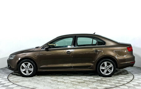 Volkswagen Jetta VI, 2012 год, 897 000 рублей, 8 фотография