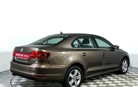 Volkswagen Jetta VI, 2012 год, 897 000 рублей, 5 фотография